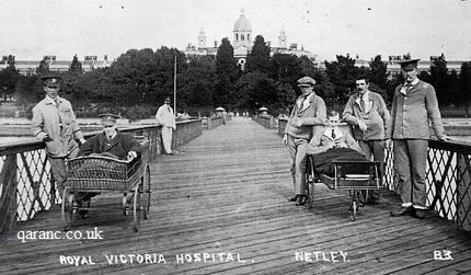 pier-Netley-Royal-Victoria-Military-Hospital-First-World-War-patients-hospital-blues.jpg